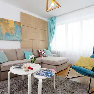Lovely 2 Bedroom Near Old Town Διαμέρισμα